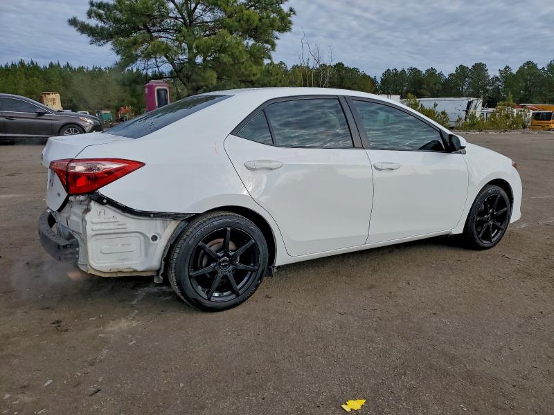 Фото 3 - TOYOTA COROLLA