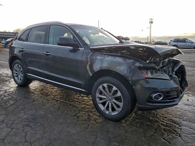 Фото 4 - AUDI Q5