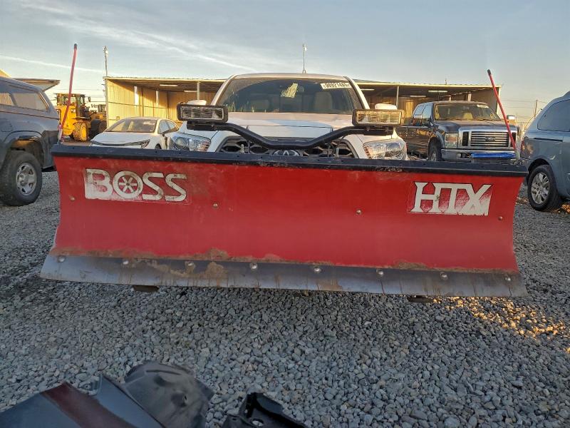 Фото 5 - TOYOTA TACOMA