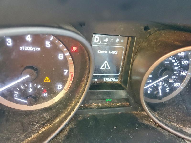 Фото 9 - HYUNDAI SANTA FE