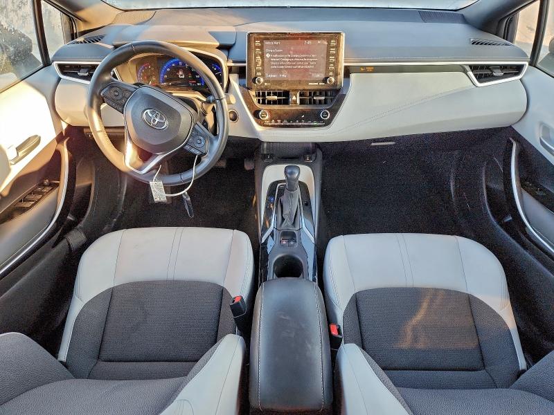 Фото 8 - TOYOTA COROLLA