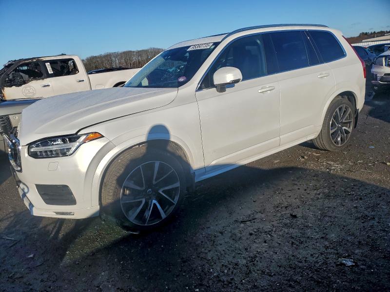 Фото 1 - VOLVO XC90