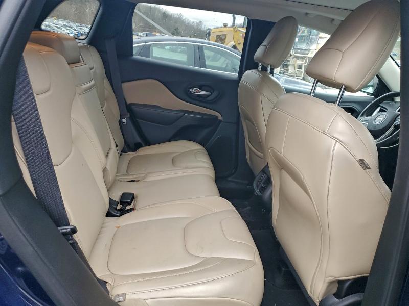 Фото 11 - JEEP GRAND CHER