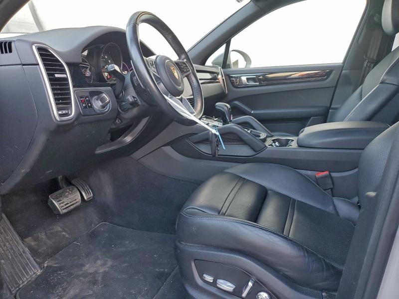 Фото 7 - PORSCHE CAYENNE