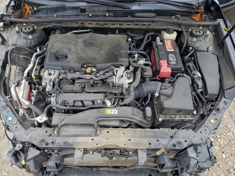 Фото 11 - TOYOTA CAMRY