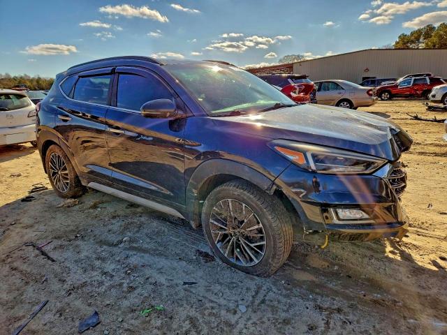 Фото 4 - HYUNDAI TUCSON