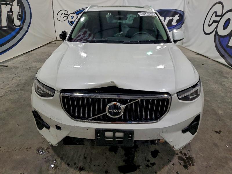 VOLVO XC40 CORE 2025 VIN YV4L12UJ5S2576650