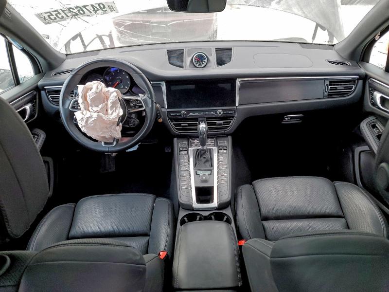 Фото 8 - PORSCHE MACAN