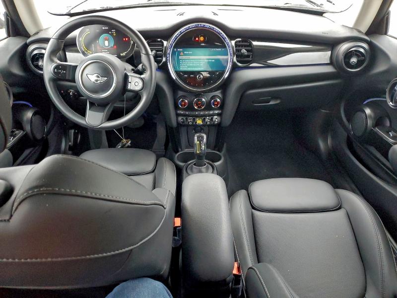 Фото 8 - MINI COOPER