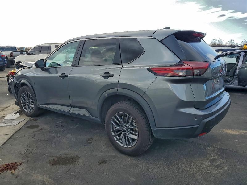 Фото 2 - NISSAN ROGUE