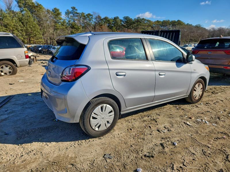 Фото 3 - MITSUBISHI MIRAGE
