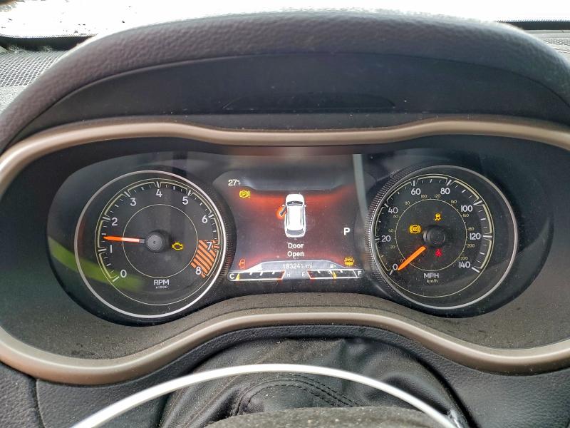 Фото 9 - JEEP GRAND CHER