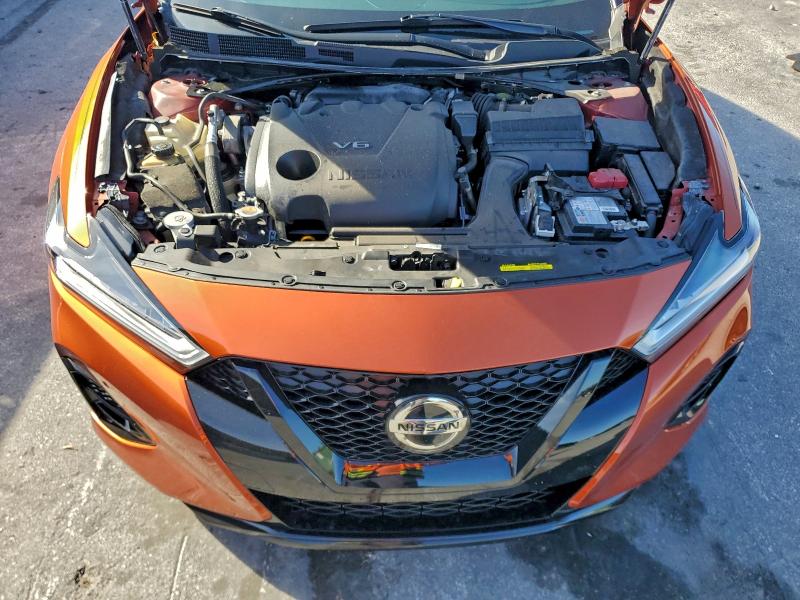 Фото 11 - NISSAN MAXIMA