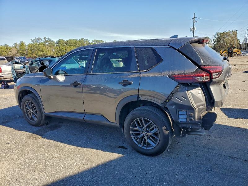 Фото 2 - NISSAN ROGUE