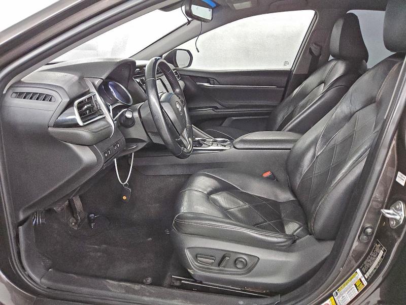 Фото 7 - TOYOTA CAMRY