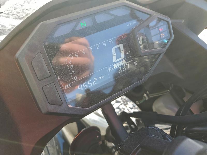 KAWASAKI EX500 H 2024