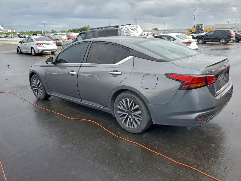 Фото 2 - NISSAN ALTIMA