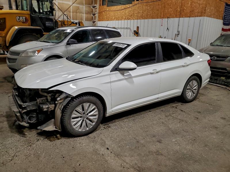 Фото 1 - VOLKSWAGEN JETTA