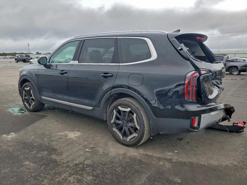 Фото 2 - KIA TELLURIDE