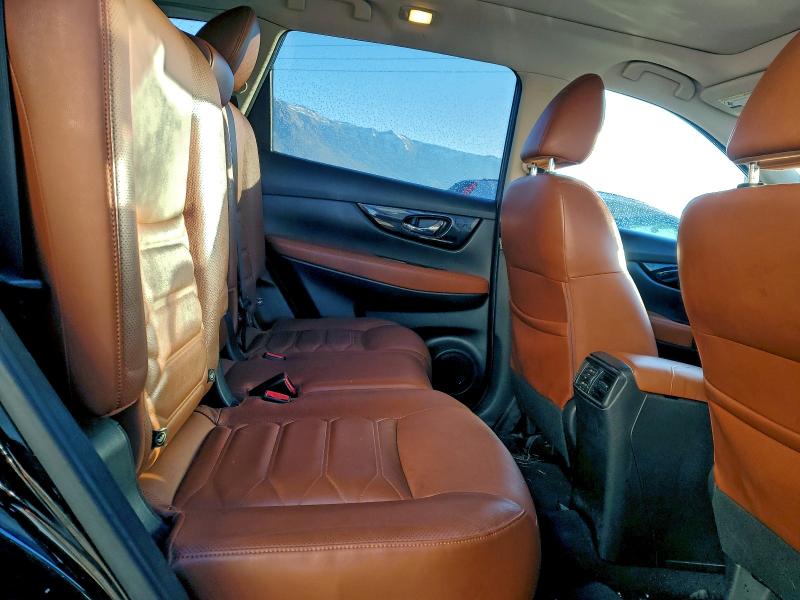 Фото 11 - NISSAN ROGUE