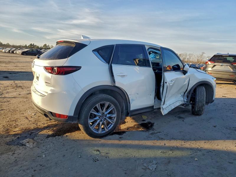 Фото 3 - MAZDA CX-5