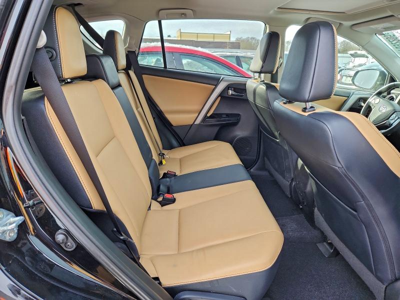 Фото 11 - TOYOTA RAV4