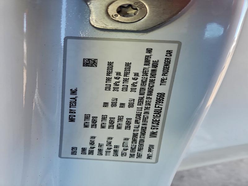 Фото 12 - TESLA MODEL 3