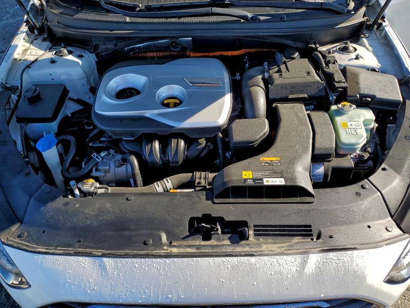 Фото 11 - HYUNDAI SONATA