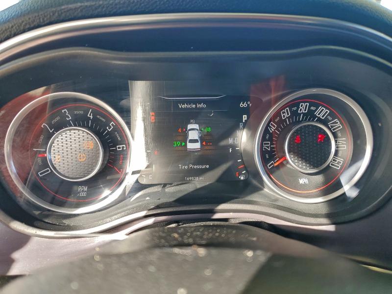 Фото 9 - DODGE CHALLENGER