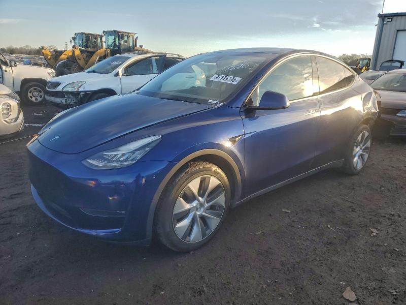 Фото 1 - TESLA MODEL Y