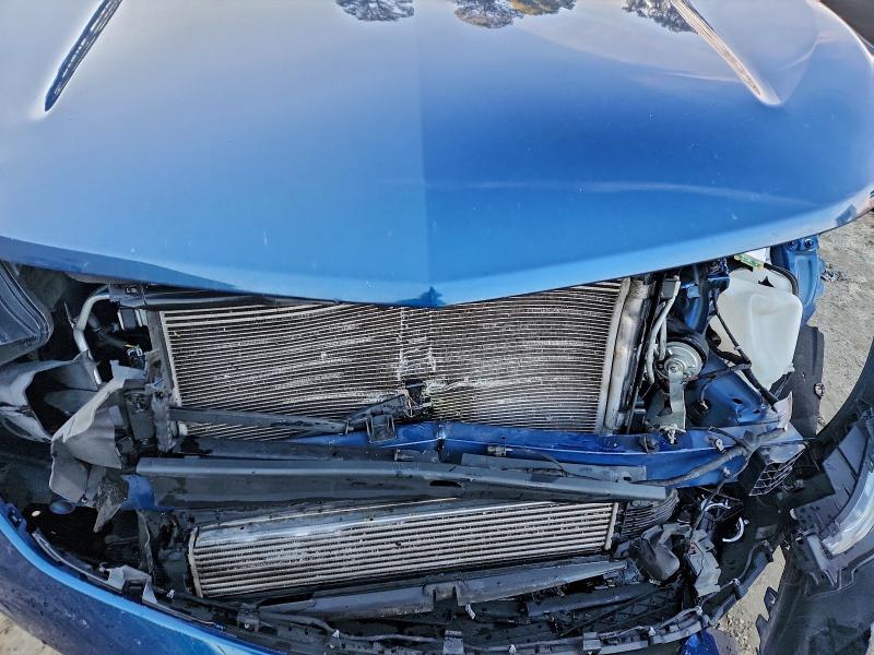 Фото 12 - CHEVROLET EQUINOX