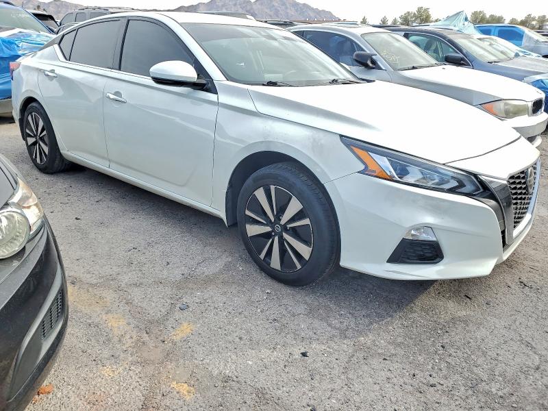 Фото 4 - NISSAN ALTIMA