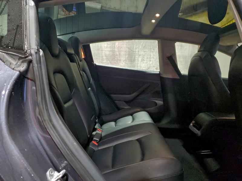 Фото 10 - TESLA MODEL 3