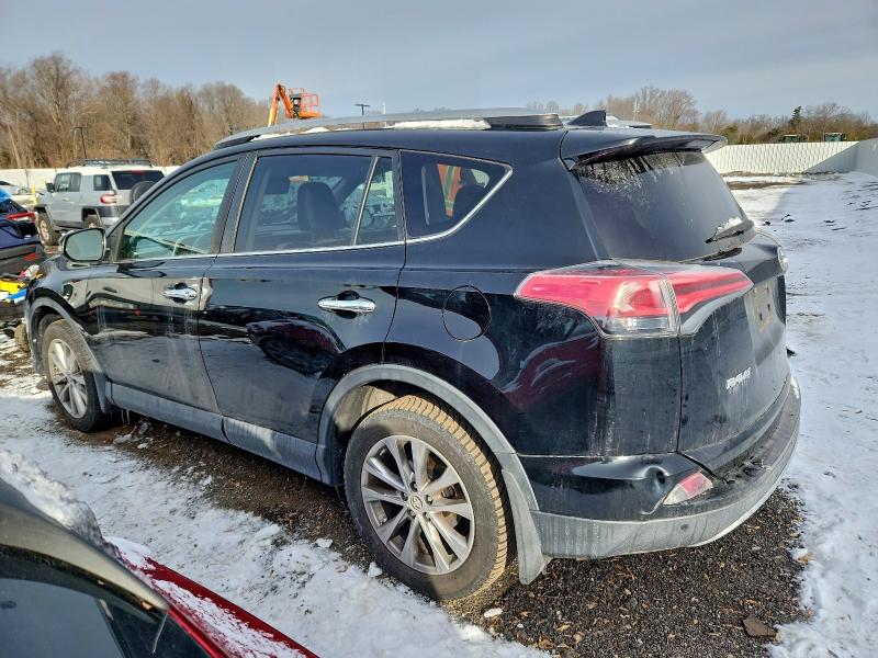 Фото 2 - TOYOTA RAV4