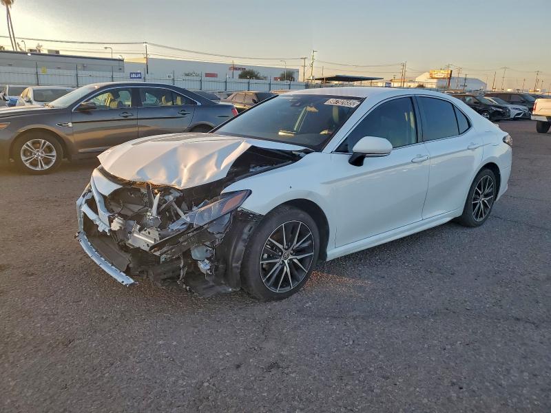 Фото 1 - TOYOTA CAMRY