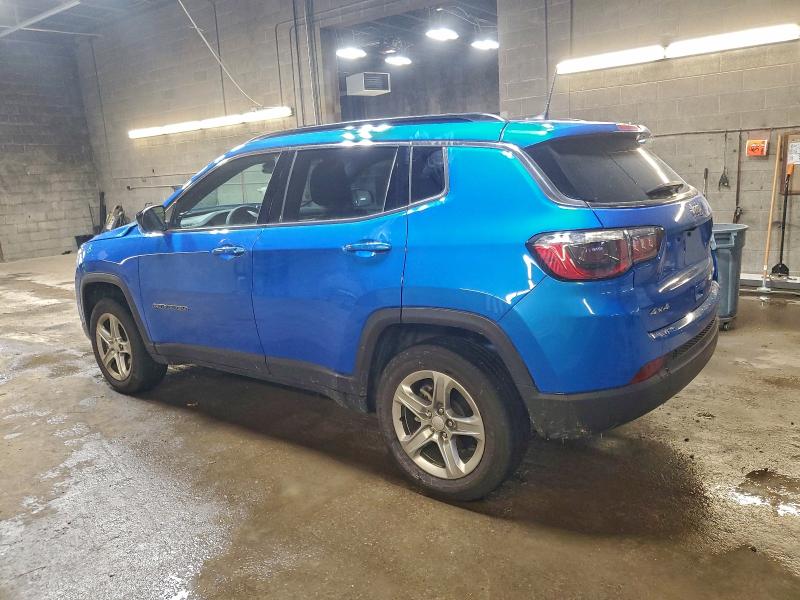 Фото 2 - JEEP COMPASS