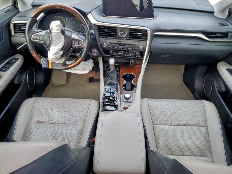 Фото 8 - LEXUS RX350