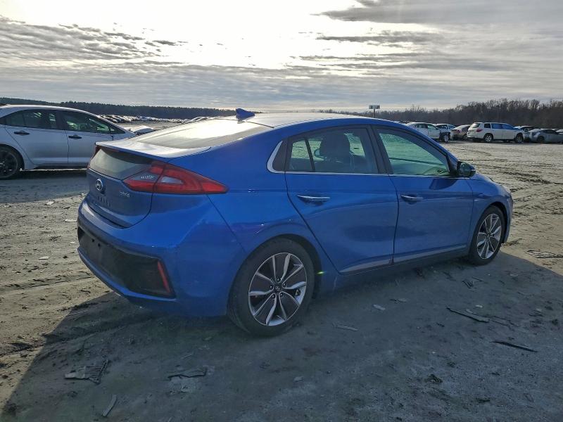 Фото 3 - HYUNDAI IONIQ