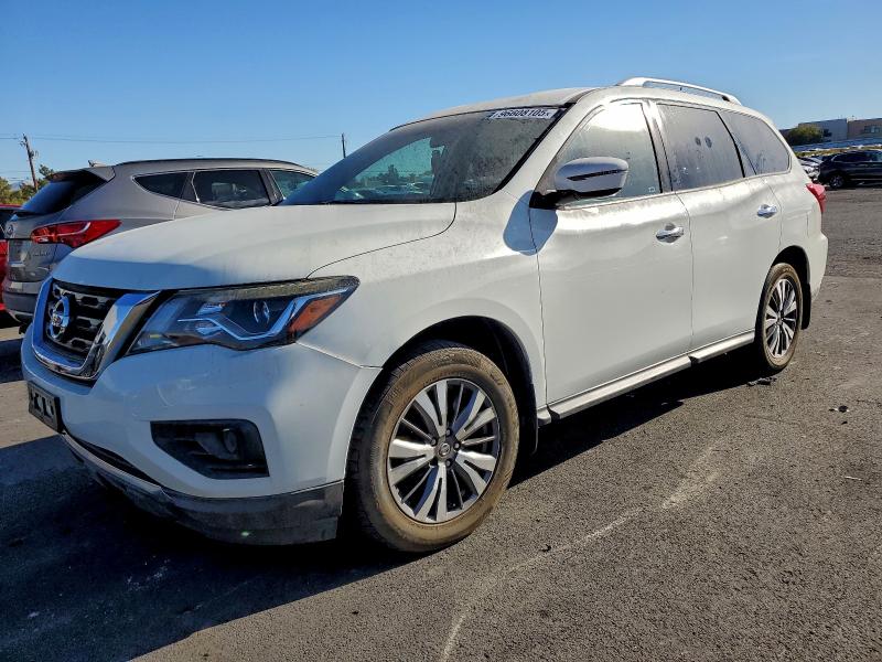 Фото 1 - NISSAN PATHFINDER