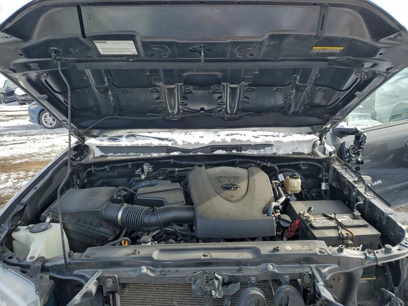 Фото 11 - TOYOTA TACOMA