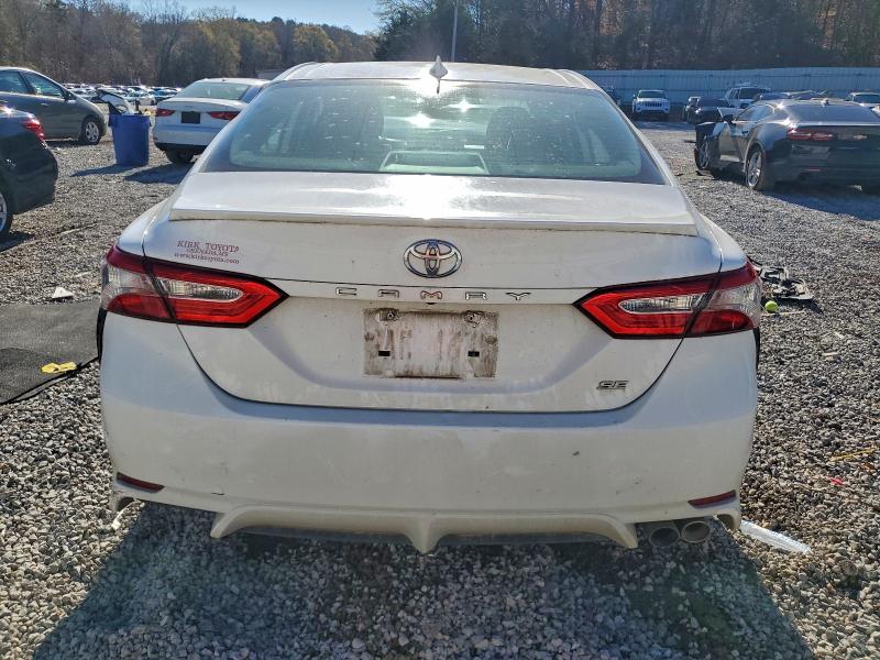 Фото 6 - TOYOTA CAMRY