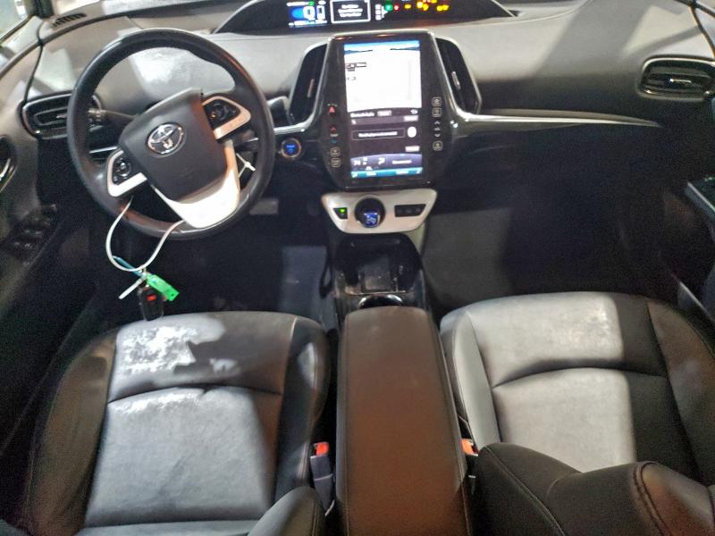 Фото 8 - TOYOTA PRIUS