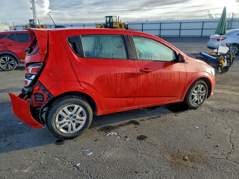 Фото 3 - CHEVROLET SONIC