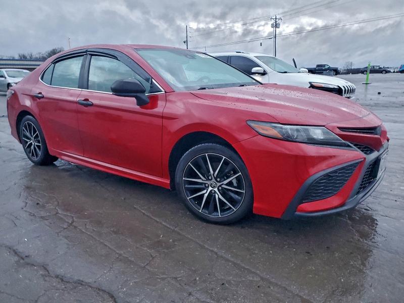 Фото 4 - TOYOTA CAMRY