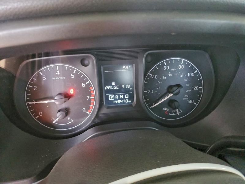 Фото 9 - NISSAN TITAN