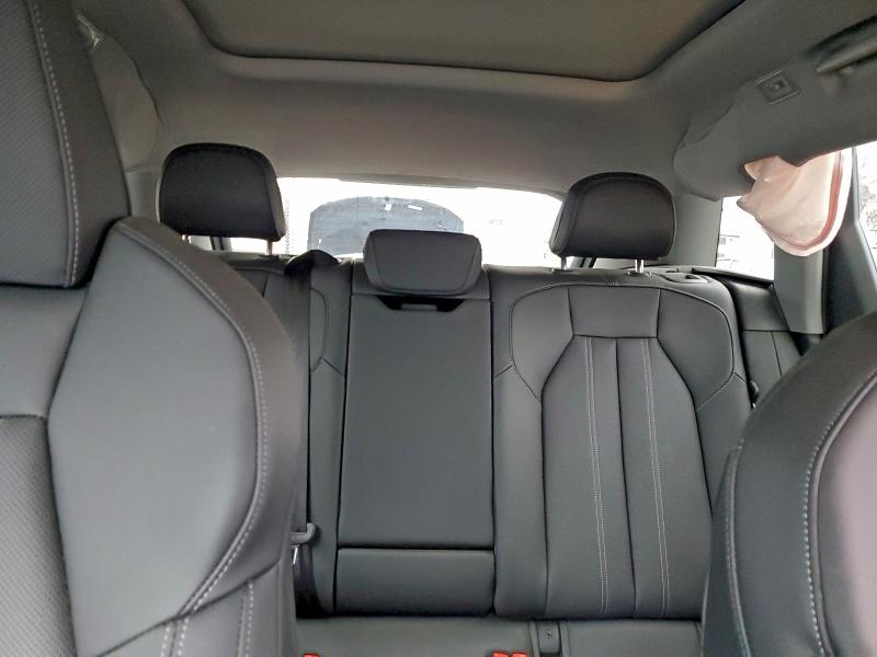 Фото 10 - AUDI Q6 E-TRON