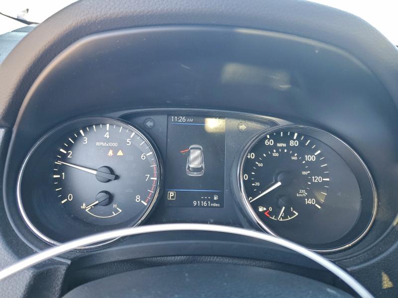 Фото 9 - NISSAN ROGUE