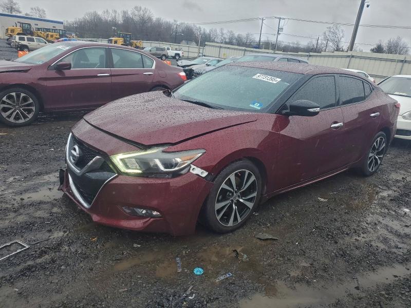 Фото 1 - NISSAN MAXIMA