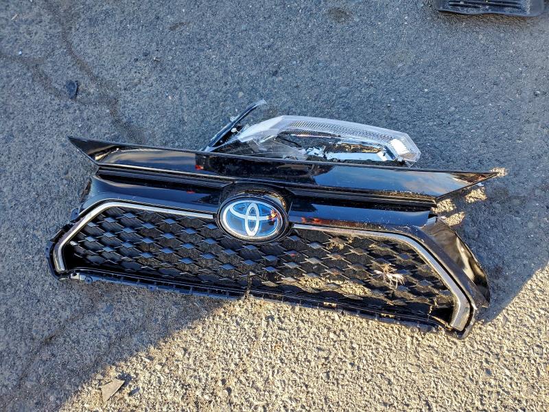 Фото 13 - TOYOTA RAV4