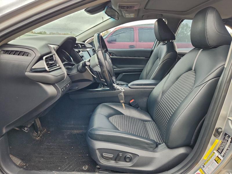 Фото 7 - TOYOTA CAMRY